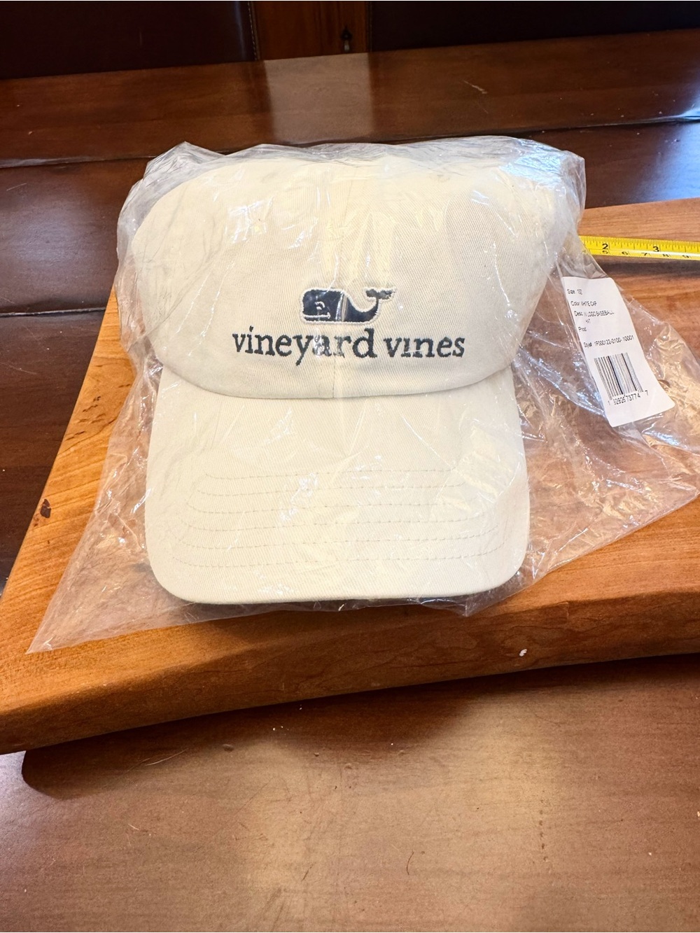 NWT Vineyard Vines White Whale Logo Baseball Hat